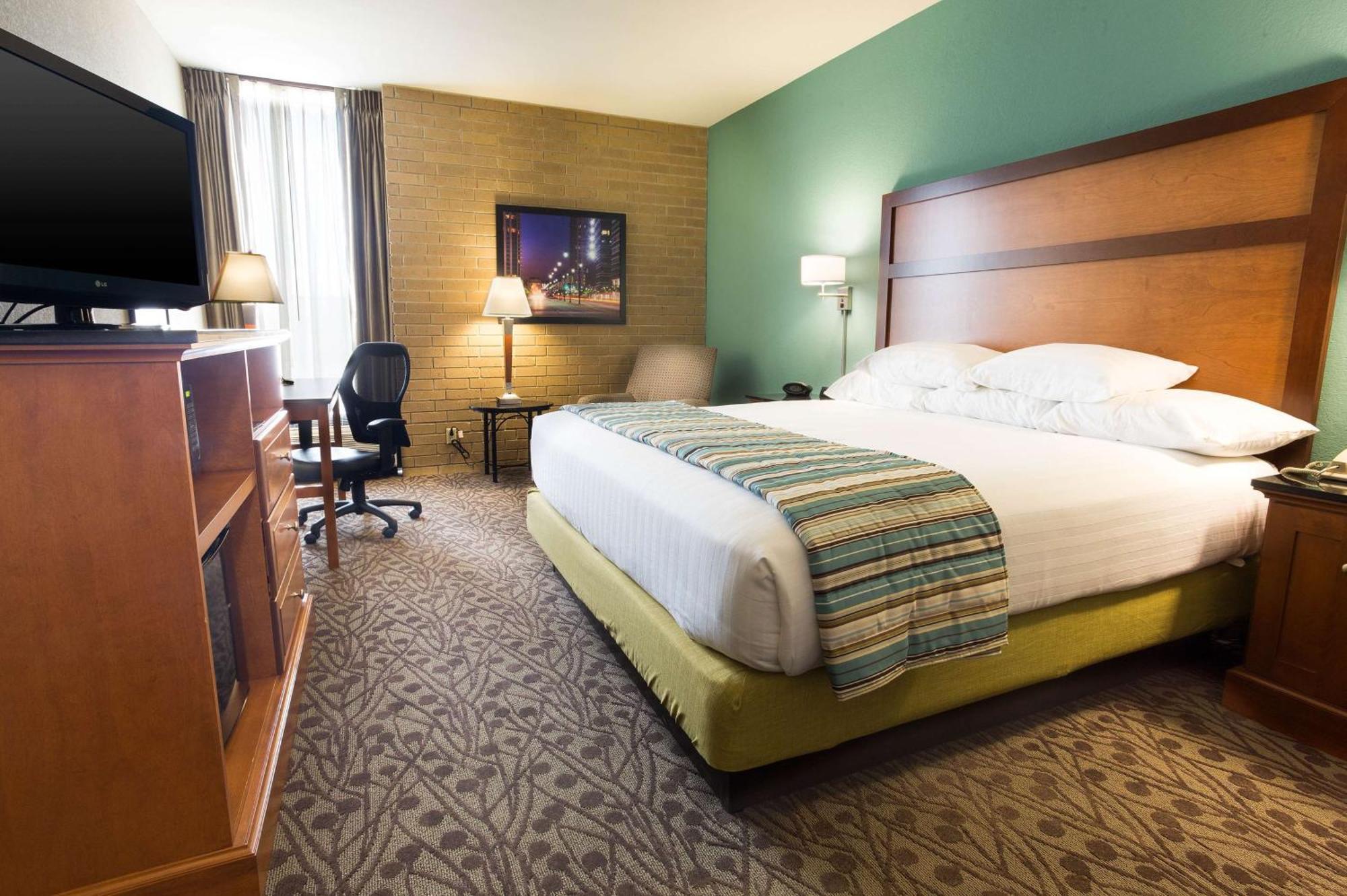 Drury Inn & Suites Atlanta Morrow Bagian luar foto