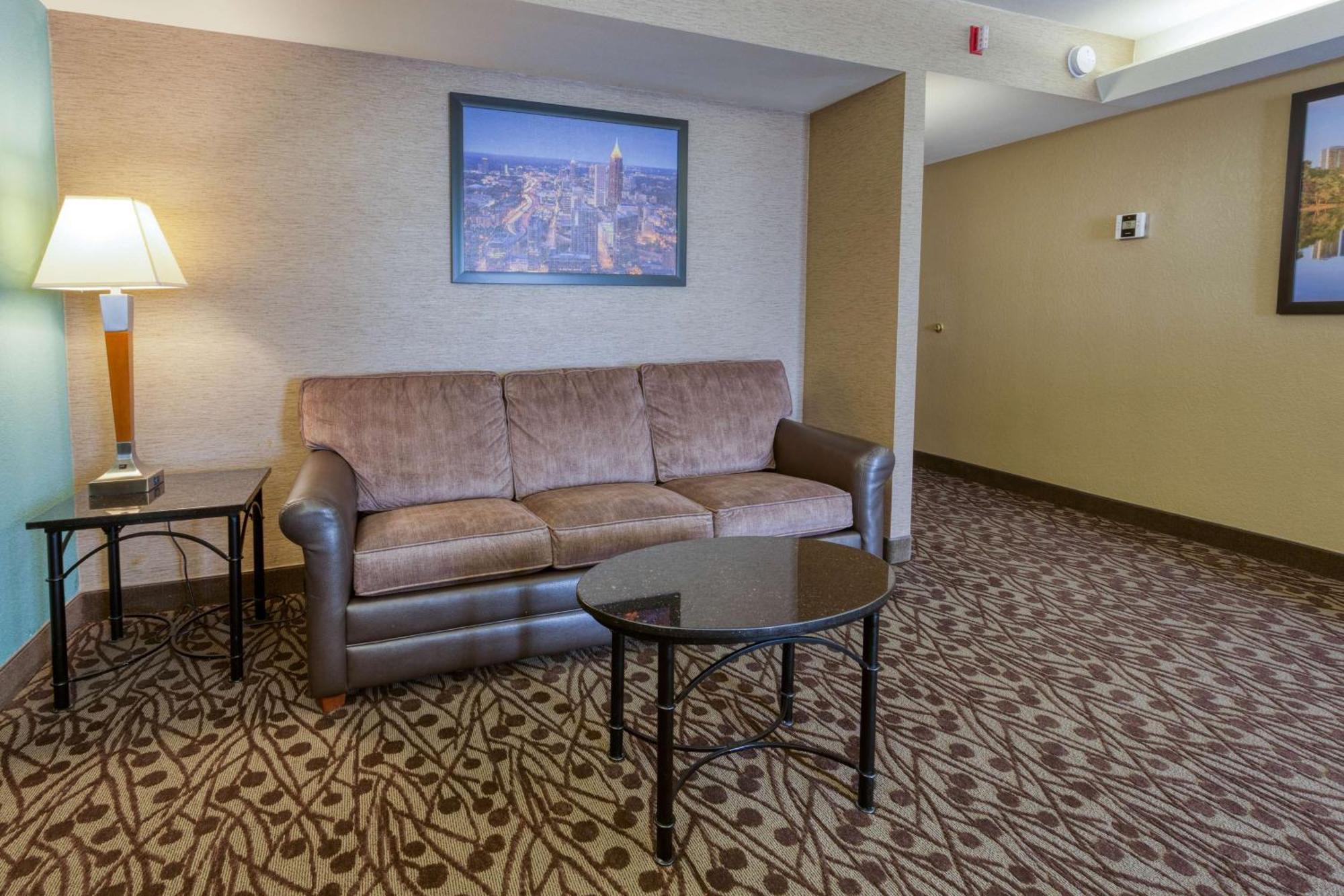 Drury Inn & Suites Atlanta Morrow Bagian luar foto