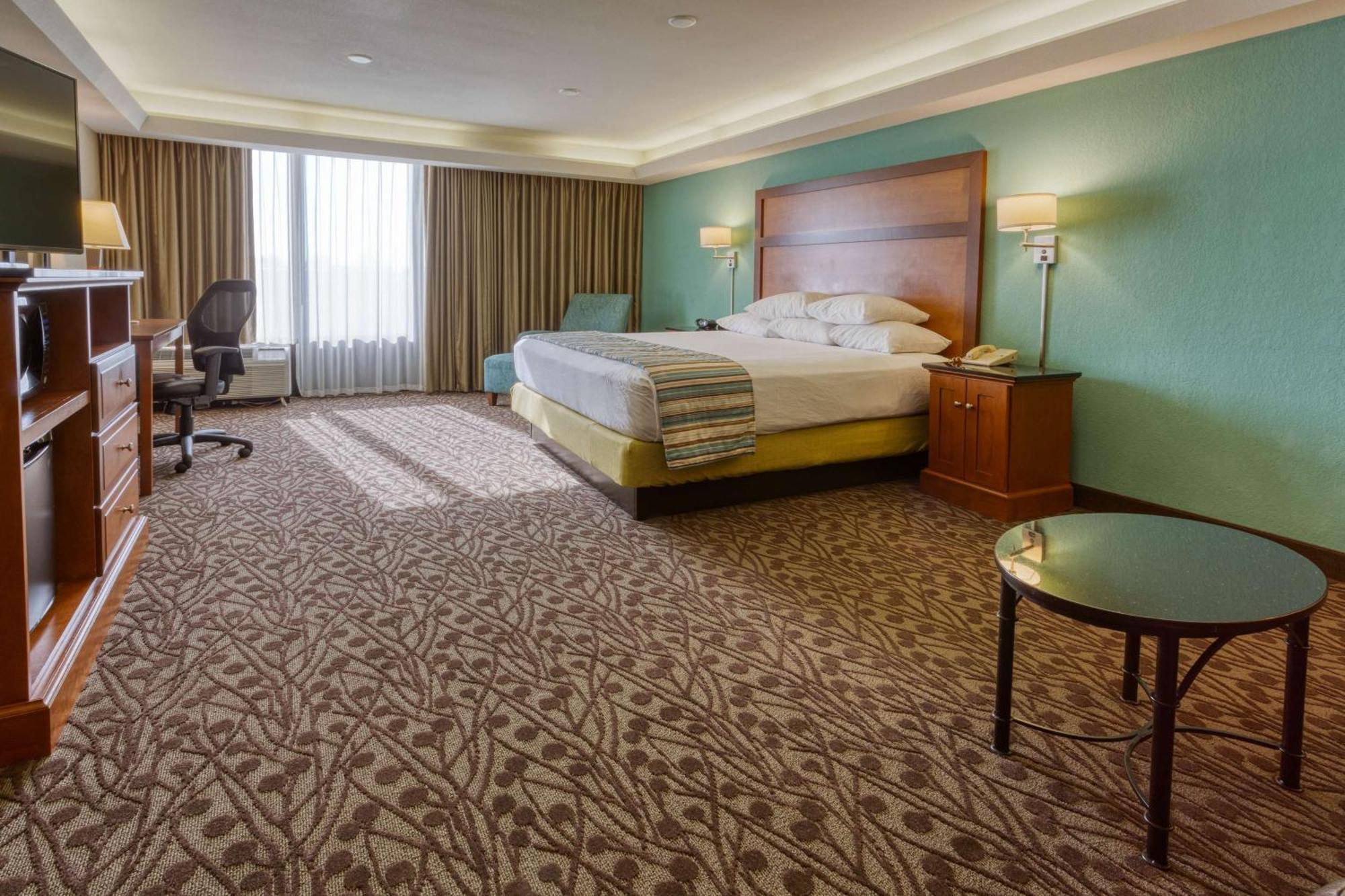 Drury Inn & Suites Atlanta Morrow Bagian luar foto
