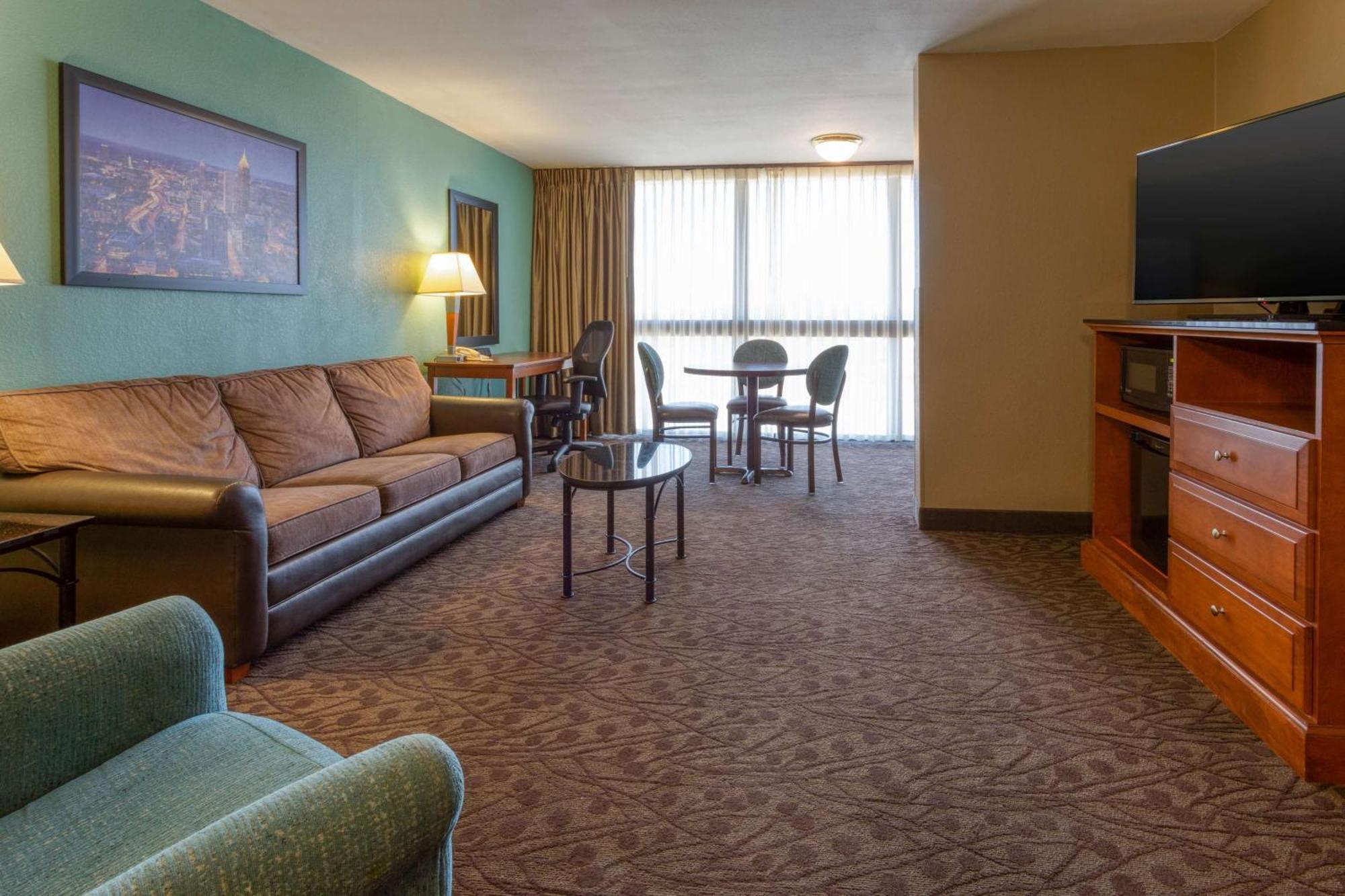 Drury Inn & Suites Atlanta Morrow Bagian luar foto