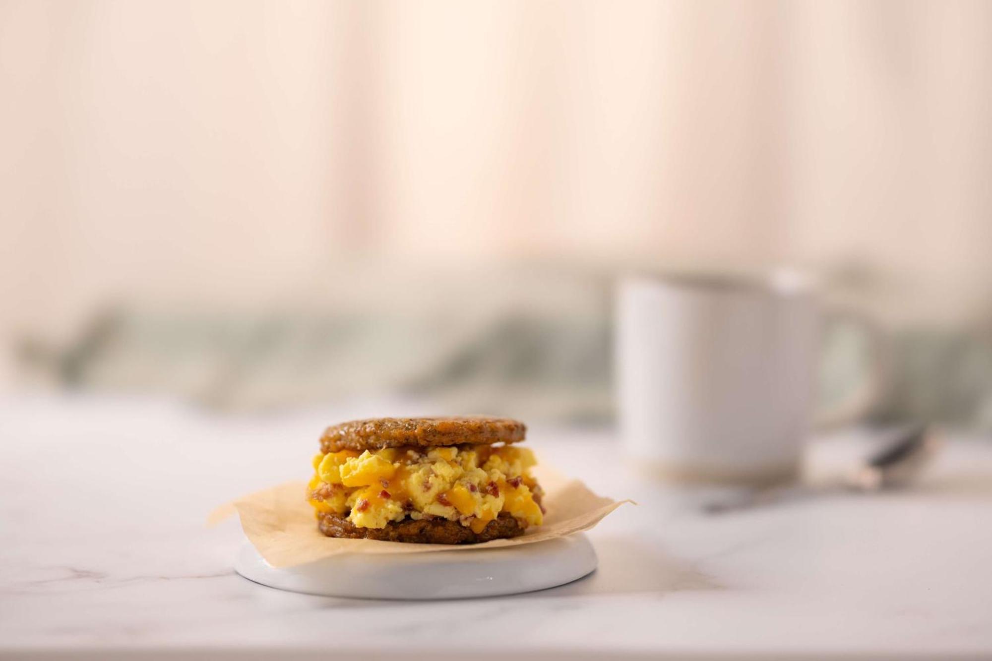 Drury Inn & Suites Atlanta Morrow Bagian luar foto